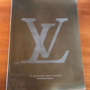 Louis Vuitton 2003 Le Catalogue luggage bags scarf